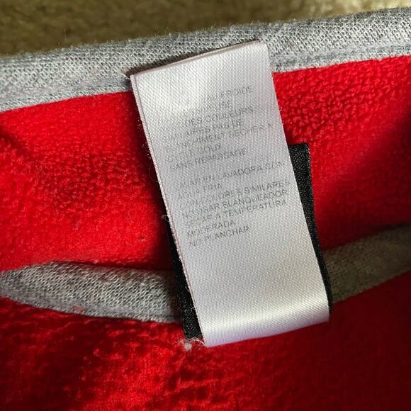 Nike Team Wisconsin Badgers 3/4 Zip Fleece Pullover Kids Sz 2T - Picture 9 of 10